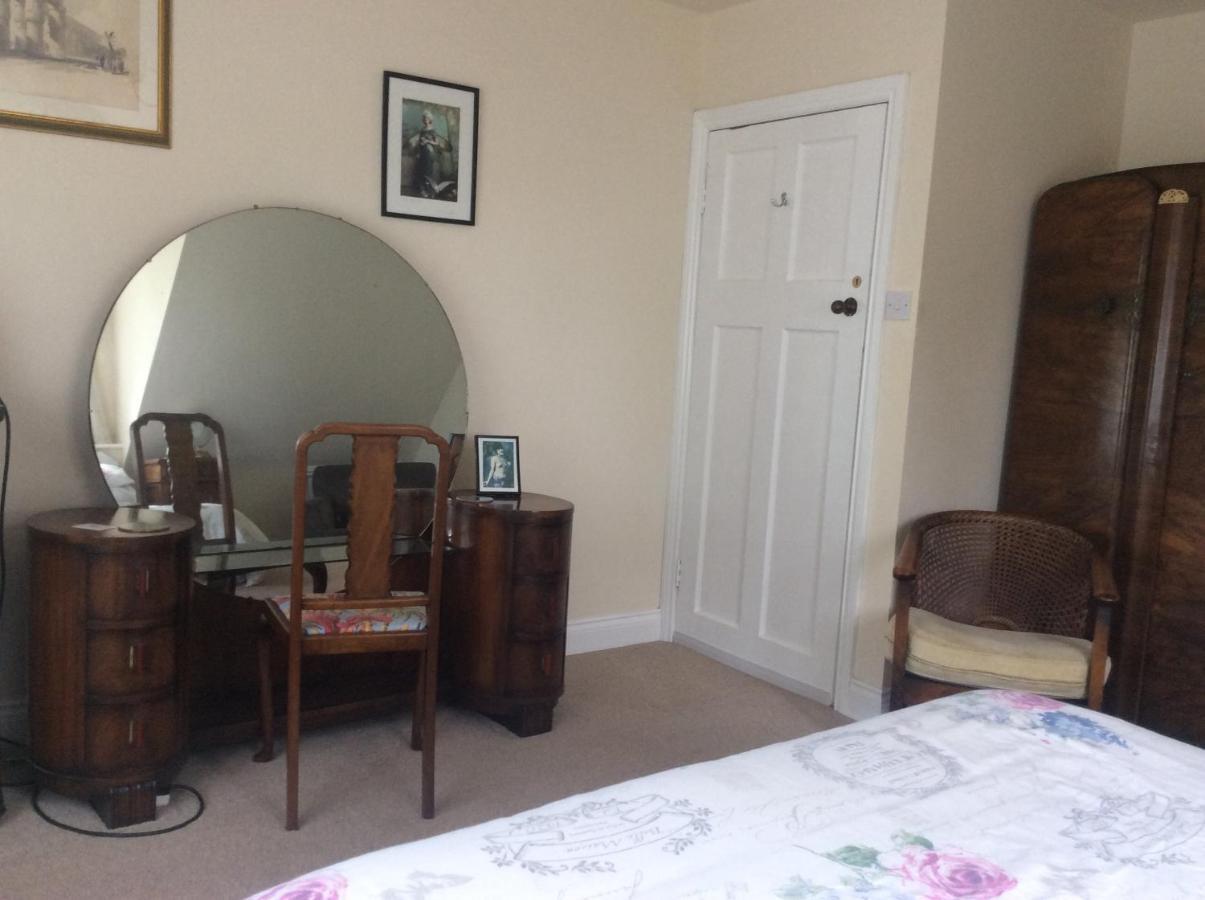 Heatherdene House Corfe Mullen Esterno foto