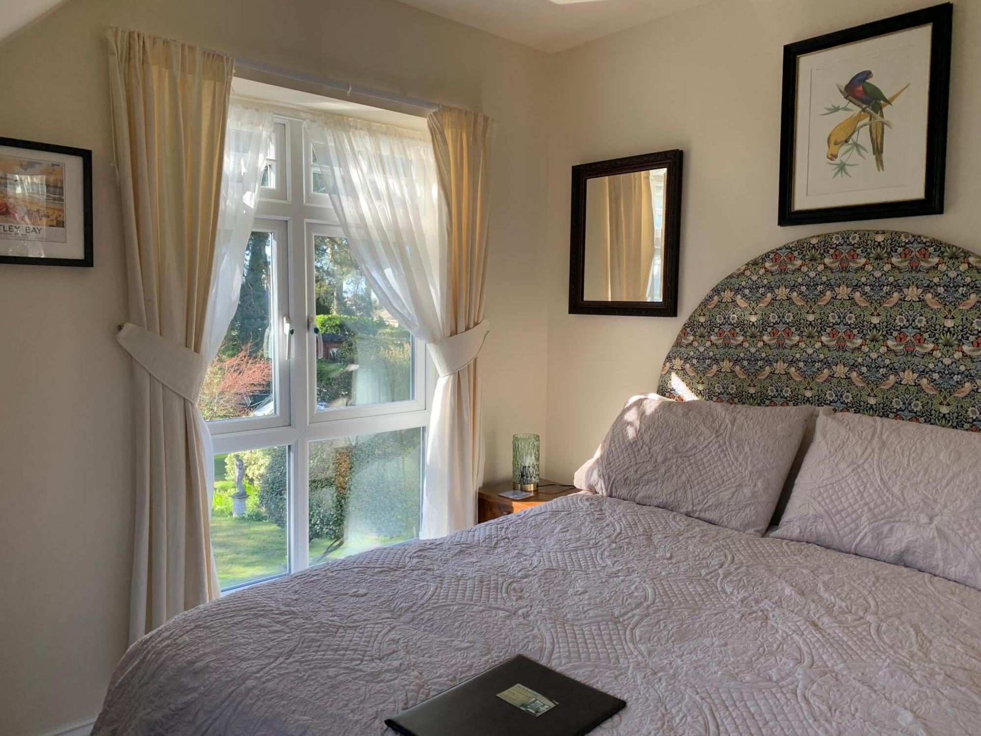Heatherdene House Corfe Mullen Esterno foto